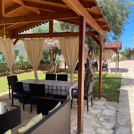 Guest House Dhermi Vendégház