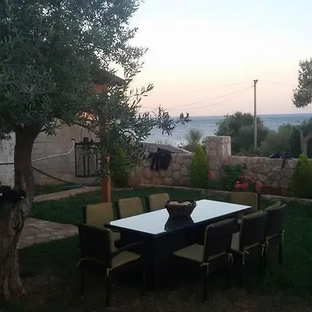 Guest house Guest House Dhermi