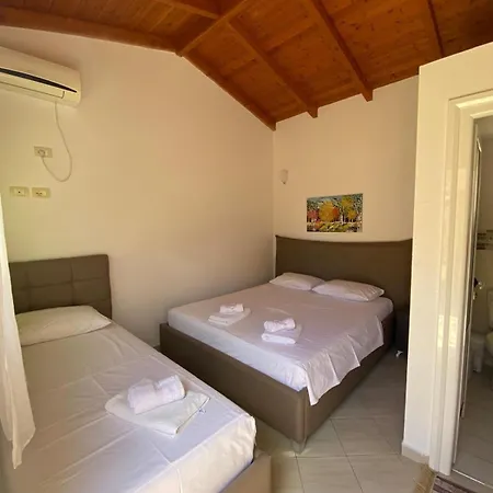 Guest House Dhermi 3* Dhërmi