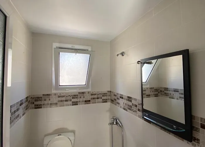 ゲストハウス Guest House Dhermi Dhërmi